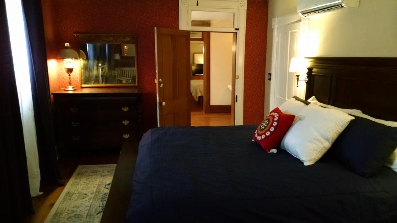 Georges On York B&B Taneytown エクステリア 写真